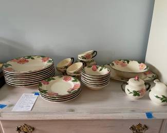 	#110	Franciscan "Desert Rose" Set			75.00																							