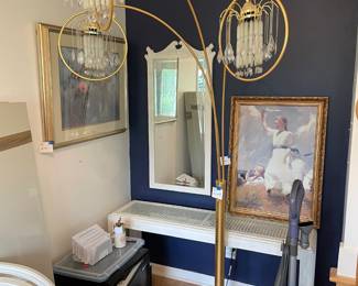 	#28	Vintage Mid Century Waterfall Floor Lamp w/Marble Base	86x46x15		125.00																							