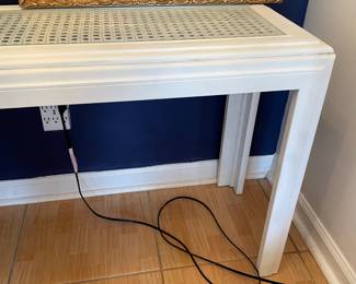 	#33	White Wood Cane Inset - Glass Top 	57x16x27		40.00																							