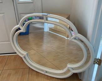 	#23	Distressed White Oval Inlay Mirror	47x35.5		50.00																							