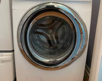 	#77	Samsung washer dryer - working 			400.00																							