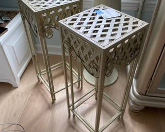 	#30	Nesting Iron Plant Stands - 2 sets	9.5x9.5x24.5		30.00																							