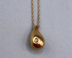 14K Solid Gold With Diamond Chip Pendant And Necklace