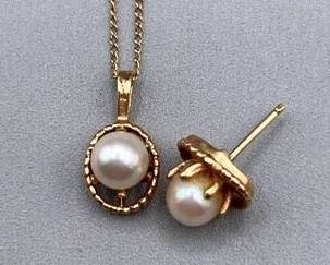 14K Gold Pearl Necklace With One Matching Earring