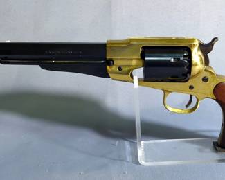 F.lli Pietta 1858 Remington .44 Cal 6-Shot Black Powder Revolver SN# R413612, Paperwork, In Box