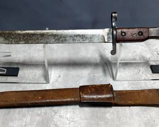 Ross Rifle Co 1907 Bayonet, 10" Blade, U.S. And Flaming Bomb Engraved In Grip, In Leather Scabbard Stamped U.S. And Flaming Bomb