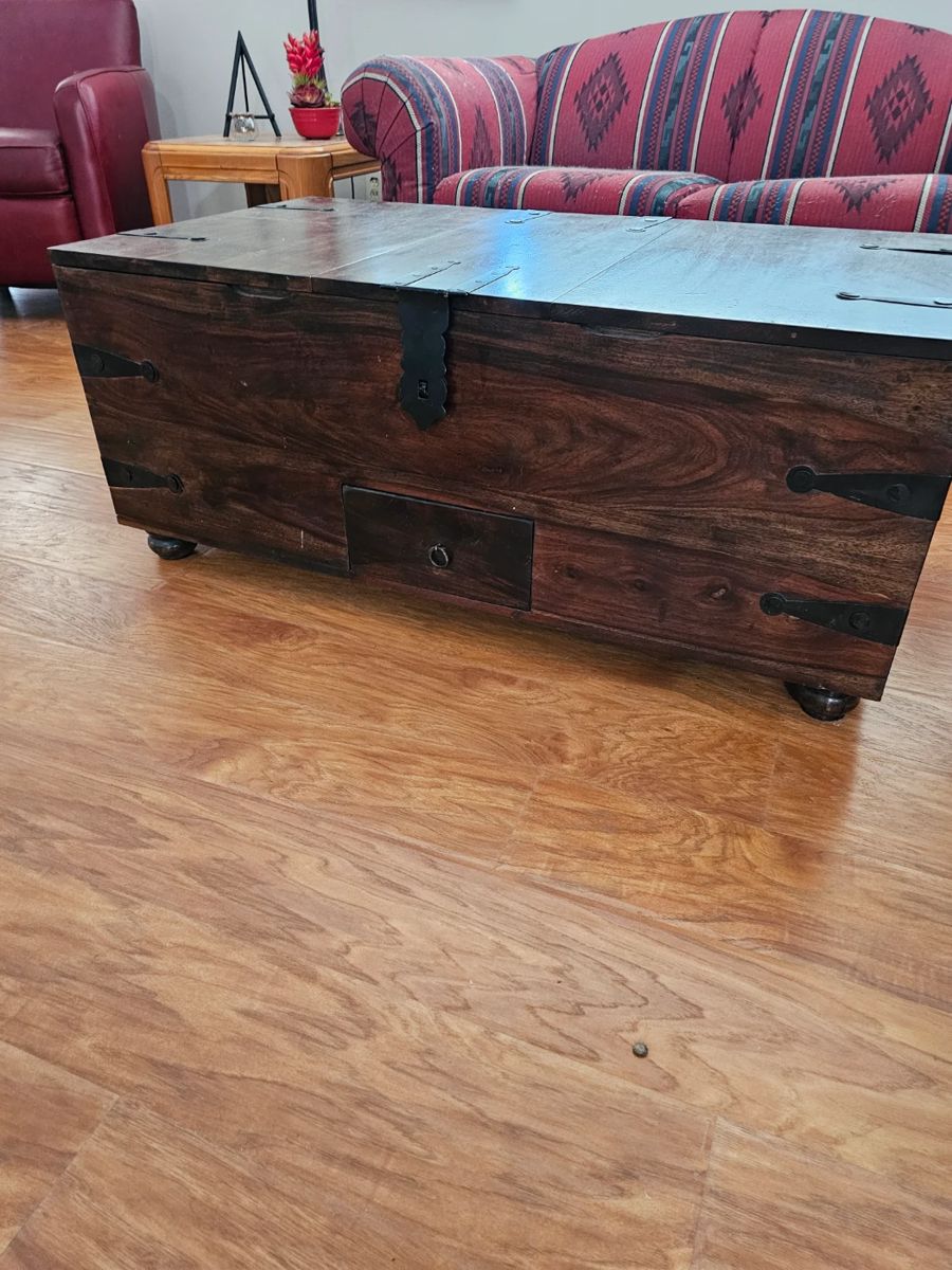 Last Minute Calimesa Estate Sale 50 Sunday starts on 6/8/2024