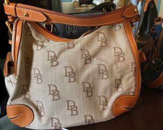 Dooney & Bourke