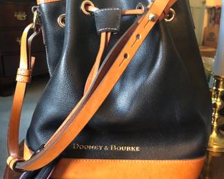 Dooney & Bourke