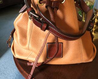 Dooney & Bourke