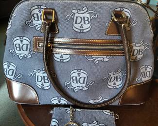 Dooney & Bourke