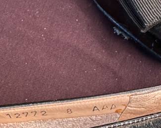 Shoes and Purses on pre-sale through the Whatnot app. 
Whatnot is a selling app. Download the app and then follow entrustedestatesalesnash. 
Send us a message on Whatnot of the shoes/purses you are interested in and we’ll get prices to you! 
Copy/paste this link to get a $15 credit toward your first purchase!
https://whatnot.com/invite/entrustedestatesales
