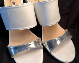 Shoes and Purses on pre-sale through the Whatnot app. 
Whatnot is a selling app. Download the app and then follow entrustedestatesalesnash. 
Send us a message on Whatnot of the shoes/purses you are interested in and we’ll get prices to you! 
Copy/paste this link to get a $15 credit toward your first purchase!
https://whatnot.com/invite/entrustedestatesales
