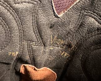 Shoes and Purses on pre-sale through the Whatnot app. 
Whatnot is a selling app. Download the app and then follow entrustedestatesalesnash. 
Send us a message on Whatnot of the shoes/purses you are interested in and we’ll get prices to you! 
Copy/paste this link to get a $15 credit toward your first purchase!
https://whatnot.com/invite/entrustedestatesales
