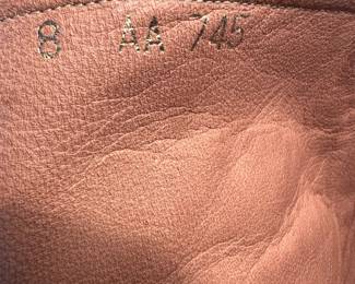 Shoes and Purses on pre-sale through the Whatnot app. 
Whatnot is a selling app. Download the app and then follow entrustedestatesalesnash. 
Send us a message on Whatnot of the shoes/purses you are interested in and we’ll get prices to you! 
Copy/paste this link to get a $15 credit toward your first purchase!
https://whatnot.com/invite/entrustedestatesales
