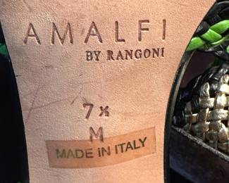 Shoes and Purses on pre-sale through the Whatnot app. 
Whatnot is a selling app. Download the app and then follow entrustedestatesalesnash. 
Send us a message on Whatnot of the shoes/purses you are interested in and we’ll get prices to you! 
Copy/paste this link to get a $15 credit toward your first purchase!
https://whatnot.com/invite/entrustedestatesales
