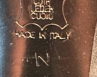 Shoes and Purses on pre-sale through the Whatnot app. 
Whatnot is a selling app. Download the app and then follow entrustedestatesalesnash. 
Send us a message on Whatnot of the shoes/purses you are interested in and we’ll get prices to you! 
Copy/paste this link to get a $15 credit toward your first purchase!
https://whatnot.com/invite/entrustedestatesales
