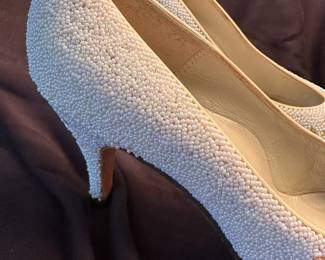 Shoes and Purses on pre-sale through the Whatnot app. 
Whatnot is a selling app. Download the app and then follow entrustedestatesalesnash. 
Send us a message on Whatnot of the shoes/purses you are interested in and we’ll get prices to you! 
Copy/paste this link to get a $15 credit toward your first purchase!
https://whatnot.com/invite/entrustedestatesales
