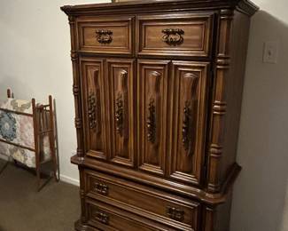 Beautiful Highboy.