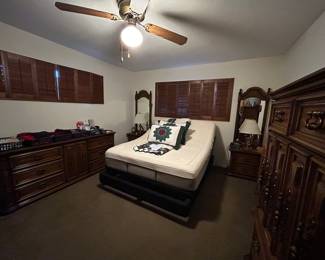 Six piece bedroom suite.