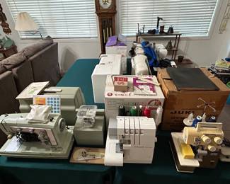 Singer ProFinish Serger