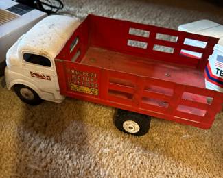 Stratco Toy Truck