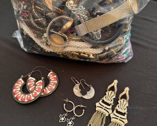 Earrings & Mixed Jewelry Bag