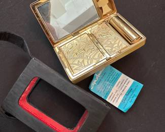 Vintage Elgin Compact Purse