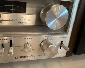 Pioneer Stereo