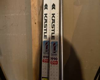 Kastel cross country skis