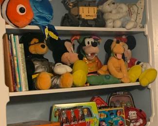 Vintage toys and lunch boxes