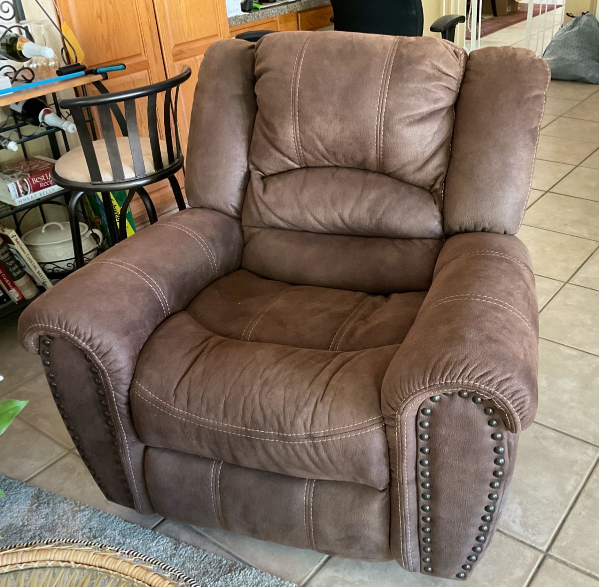 Fabulous Estate Sale in Goodyear starts on 6/15/2024