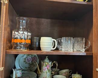 Left on tea / luncheon set on bottom shelf. Stored with care to stay beautiful 