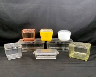 DILA218 Vintage Refrigerator Dishes 1940's Hazel Atlas rectangle refrigerator dishes with crisscross pattern. Hazel Atlas square glass dishes, one clear, one amber color.