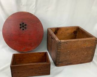 DILA313 Antique Wooden Boxes the round piece is a Foundry Mold Pattern or Part 'rapping plate' reads 'Master'.