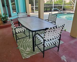 Vintage / mid-century style 
Brown Jordan Tamiami patio set
71in long
40in wide
Comes with 4 chairs