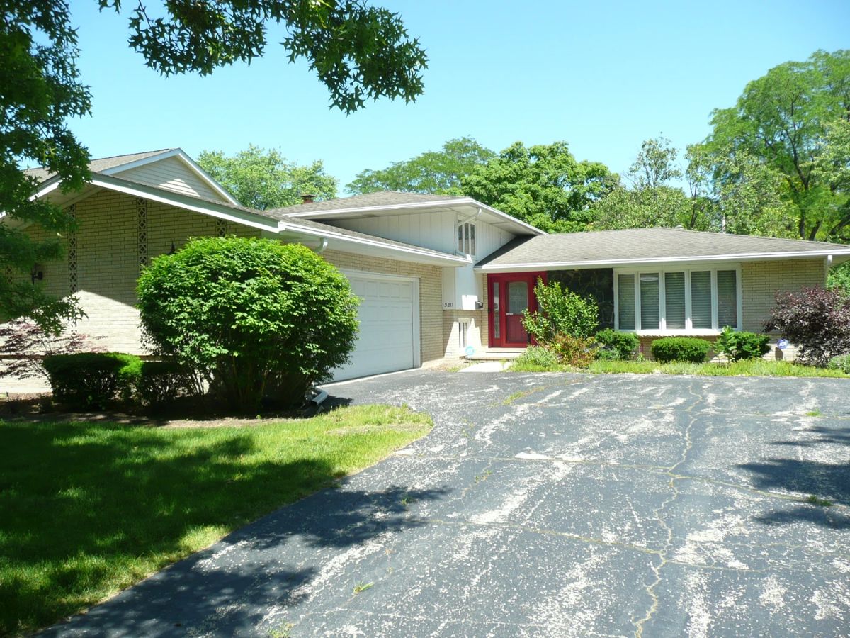 Western Springs 3,000+ S.F. House Demolition... starts on 6/22/2024
