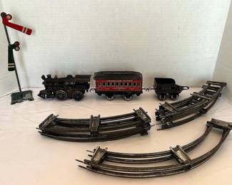 Antique American Flyer Cast Iron WindUp Train W Carts  Track 