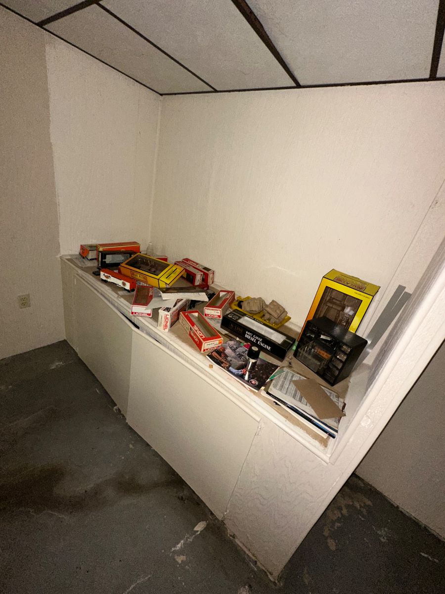 A1 Estate Sale Munster Complete Liquidation... starts on 6/14/2024