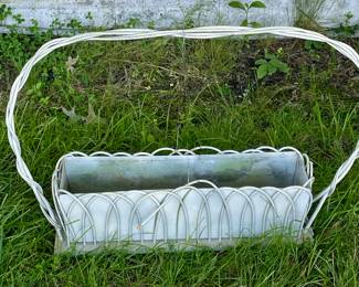 ANTIQUE WICKER PLANTER