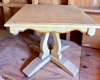 VINTAGE SIDE TABLE