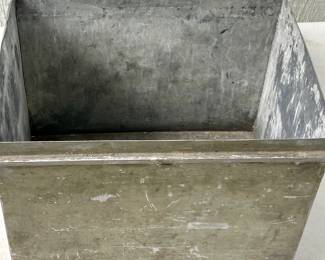 ANTIQUE GALVANIZED METAL BREAD BOX