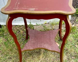 VINTAGE/ANTIQUE SIDE TABLE