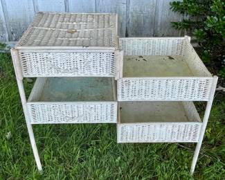 WHITE NURSERY ROOM STORAGE CENTER