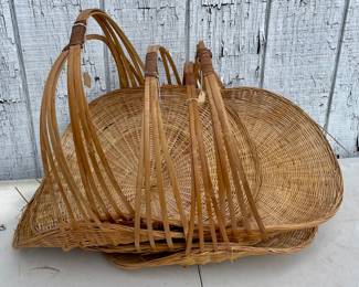 VINTAGE GATHERING BASKETS