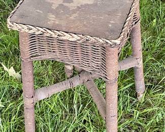 ANTIQUE WOOD/WICKER TABLE/STOOL