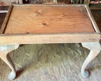 VINTAGE FOOT STOOL W/O CUSHION