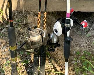 FISHING RODS/REELS