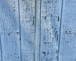 ANTIQUE WICKER MAILBOX