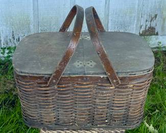 RARE ANTIQUE PICNIC BASKET WITH GALVANIZED METAL COOLER